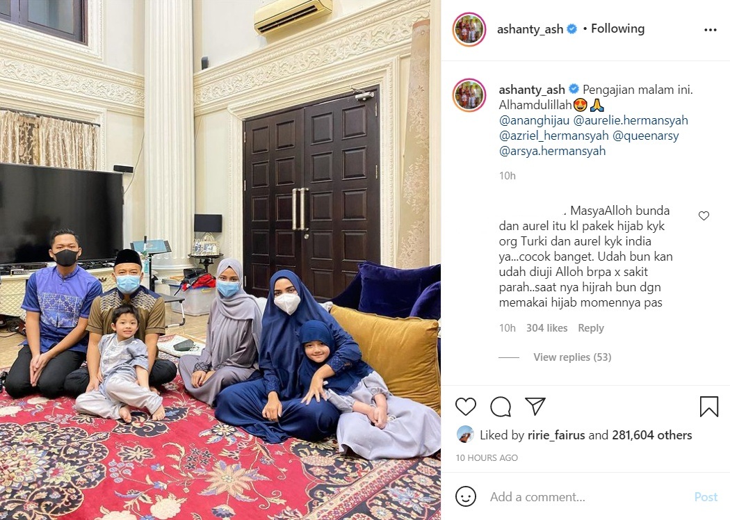 Gelar Pengajian Usai Negatif Covid-19, Ashanty dan Aurel Hermansyah Pakai Hijab Didoakan Hijrah