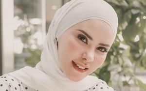 Foto: Dijuluki Netter 'Dewi Kecantikan Indonesia', Angel Lelga Bingung