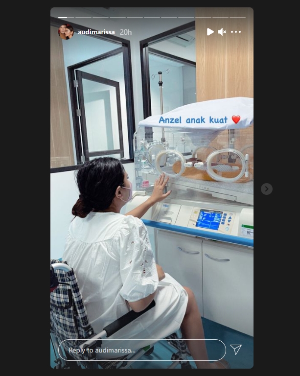 Unggah Foto Jari Telunjuk Digenggam Sang Buah Hati, Audi Marissa: Kamu Harus Semangat!