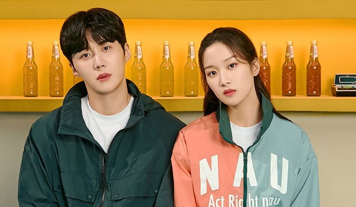 Foto: Kim Seon Ho Pamer Foto Masa Kecil, Moon Ga Young Ikut-Ikutan Disorot