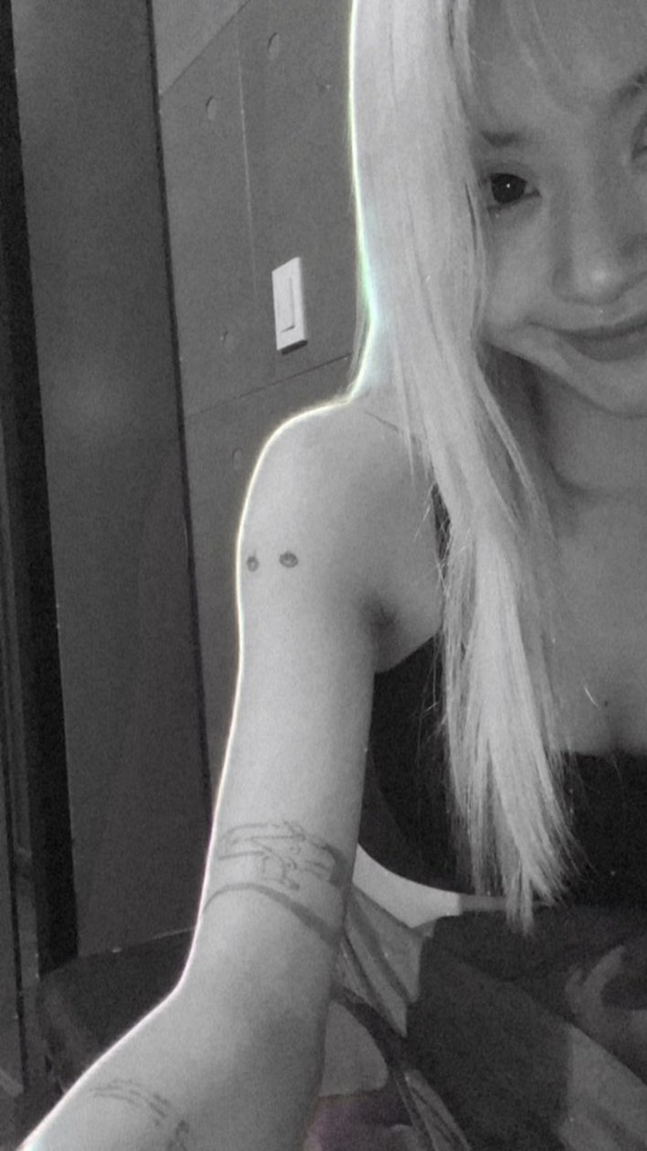 Chaeyoung TWICE Dipuji Semakin Keren Usai Pamer Tato di Lengan