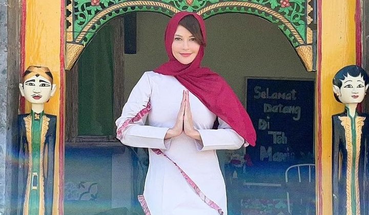 Foto: Tamara Bleszynski Ungkap Alasan Tutup Kolom Komentar di IG, Takut Dihujat?