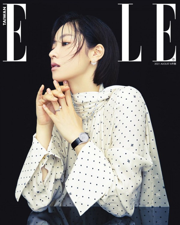 Pamer Pesona Mewah, Jeon Yeo Bin Tampil di 3 Sampul Majalah ELLE Taiwan