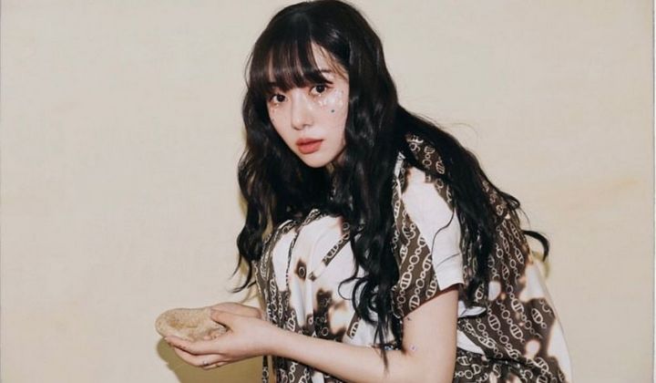 Foto: Kembali Sapa Fans dengan Selfie Cantik di Instagram, Mina Eks AOA Pamer Bekas Luka Bunuh Diri