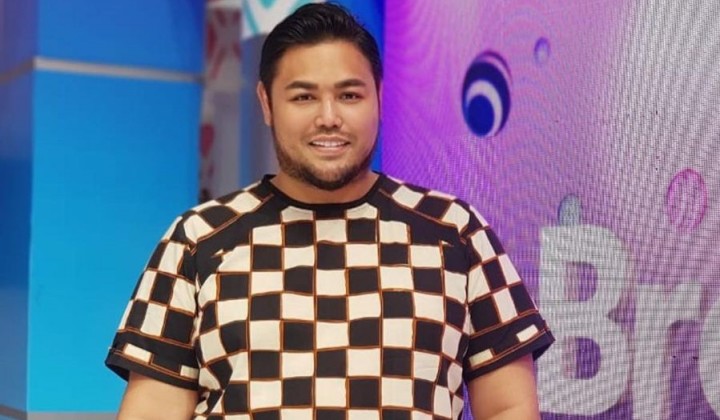 Foto:  Peduli Masyarakat Kecil, Ivan Gunawan Lega Vaksinasi Massal Disambut Baik