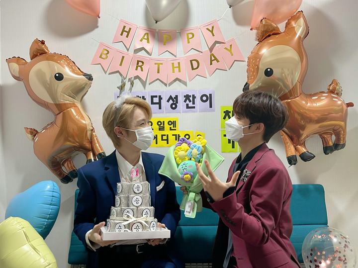 Sungchan NCT mengucapkan terima kasih atas kejutan \'Inkigayo\'