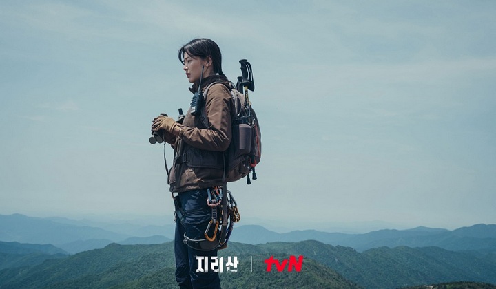 Foto: Kim Eun Hee Ungkap Awal Mula Ide 'Jirisan' dan Cerita Di balik Casting Jun Ji Hyun-Joo Ji Hoon