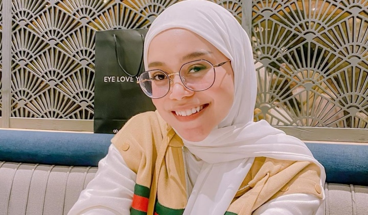 Foto:   Manggung Saat Hamil, Lesti Kejora Pingsan