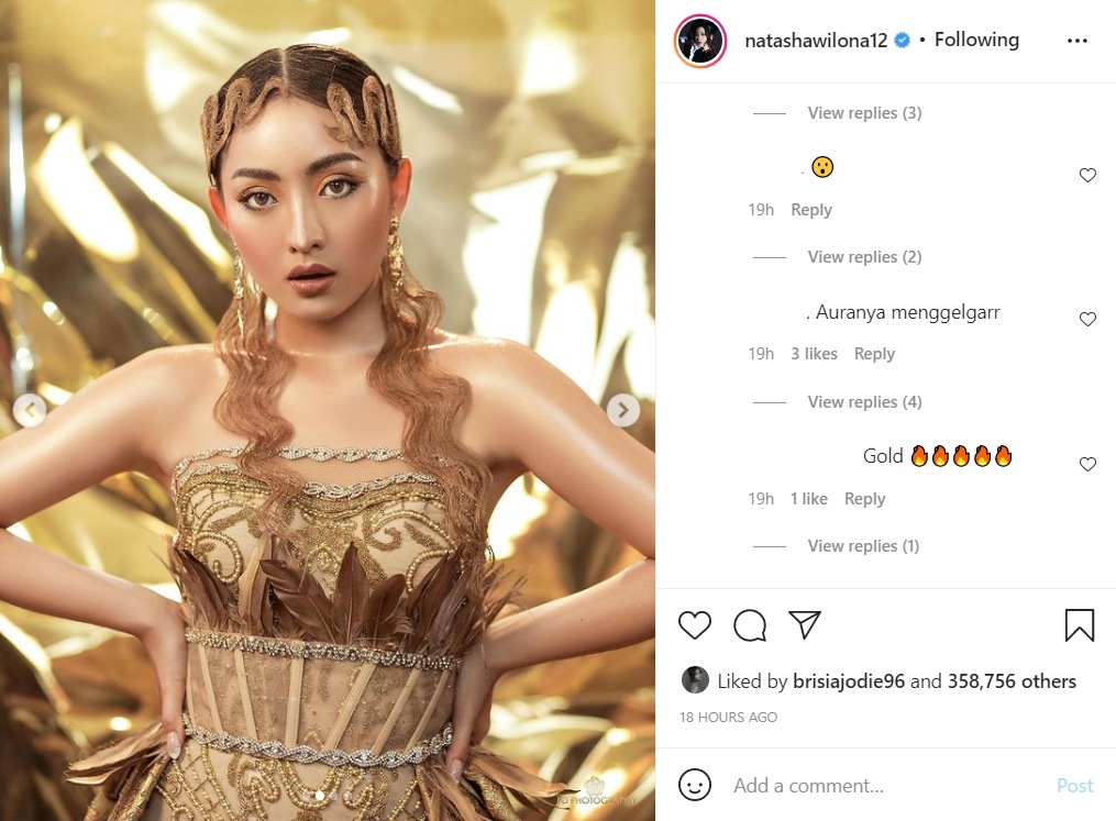 Pamer Hasil Photoshoot Serba Emas, Aura Natasha Wilona Disebut Menggelegar!