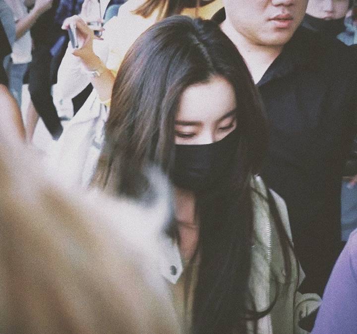 Potret Kwon Eunbi eks IZ