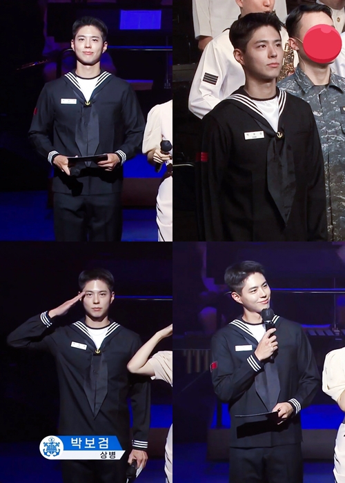 6 Bulan Lagi Selesai Wamil, Park Bo Gum Tampil Menawan di Konser Musik Nasional Angkatan Laut