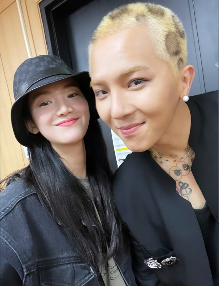 Park Ju Hyun membagikan momen menghadiri konser solo Song Mino WINNER