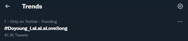 Doyoung NCT masuk di deretan trending topic Twitter karena membagikan video cover