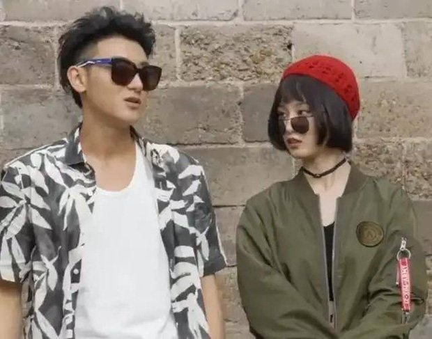 Tao dan sosok diduga kekasihnya pada acara iQiyi